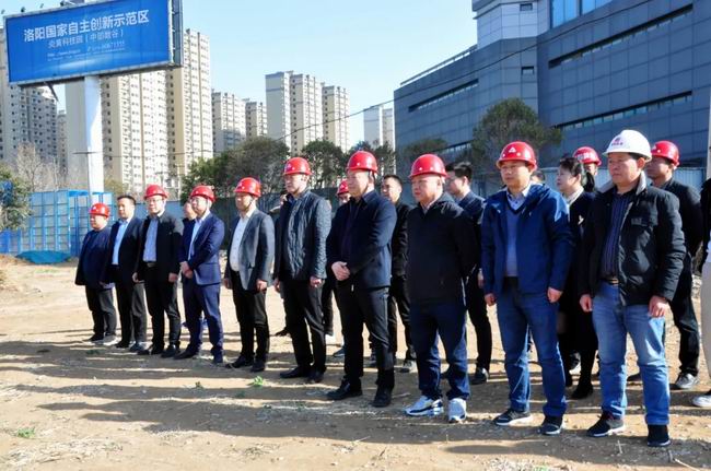 1614073216915202.jpg 640.webp (4).jpg